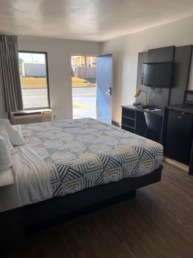 Dublin Inn And Suites Kültér fotó